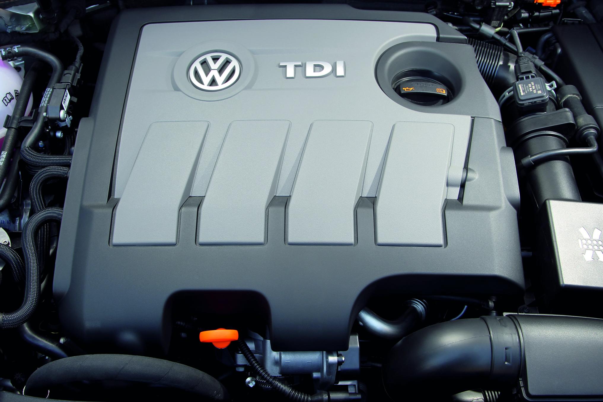 Купить б6 тди. 1 6 TDI VW. Мотор VW Golf BSE 1.6. Двигатель гольф 6 1,6 тди. 1.6 TDI 105 Л.С..